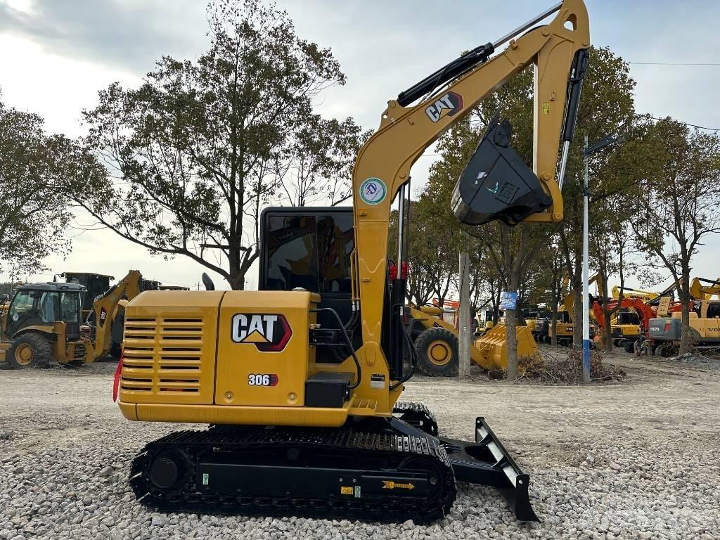 CAT 306E Miniescavadeiras