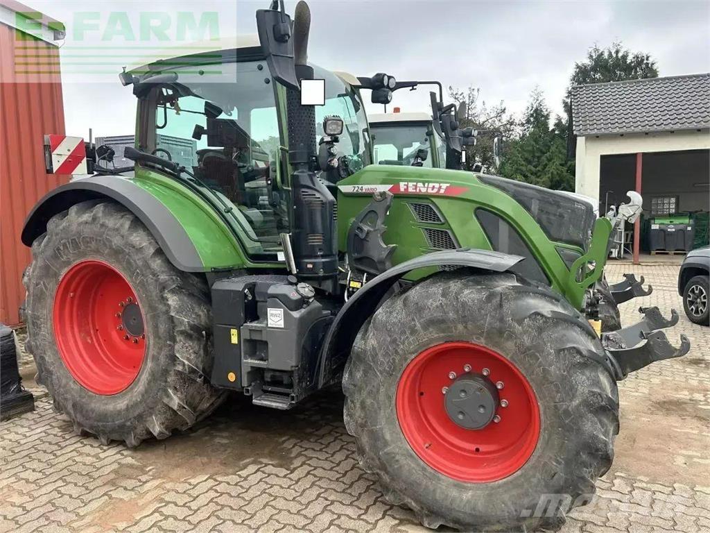 Fendt 724 vario Tratores Agrícolas usados