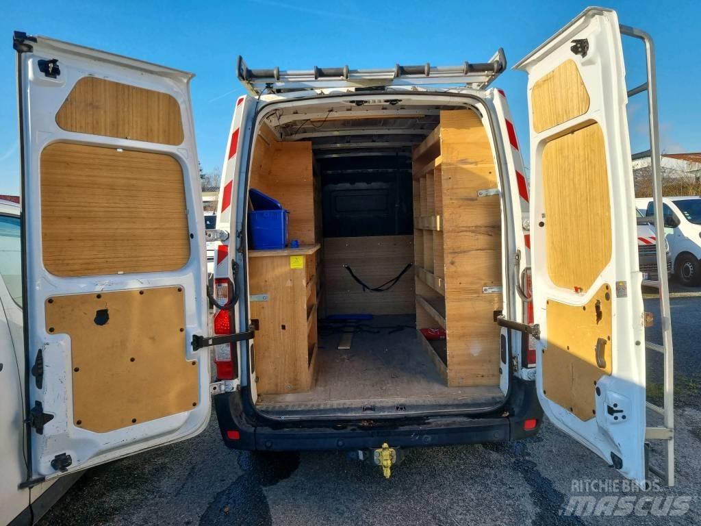 Renault MASTER Carrinhas de caixa fechada