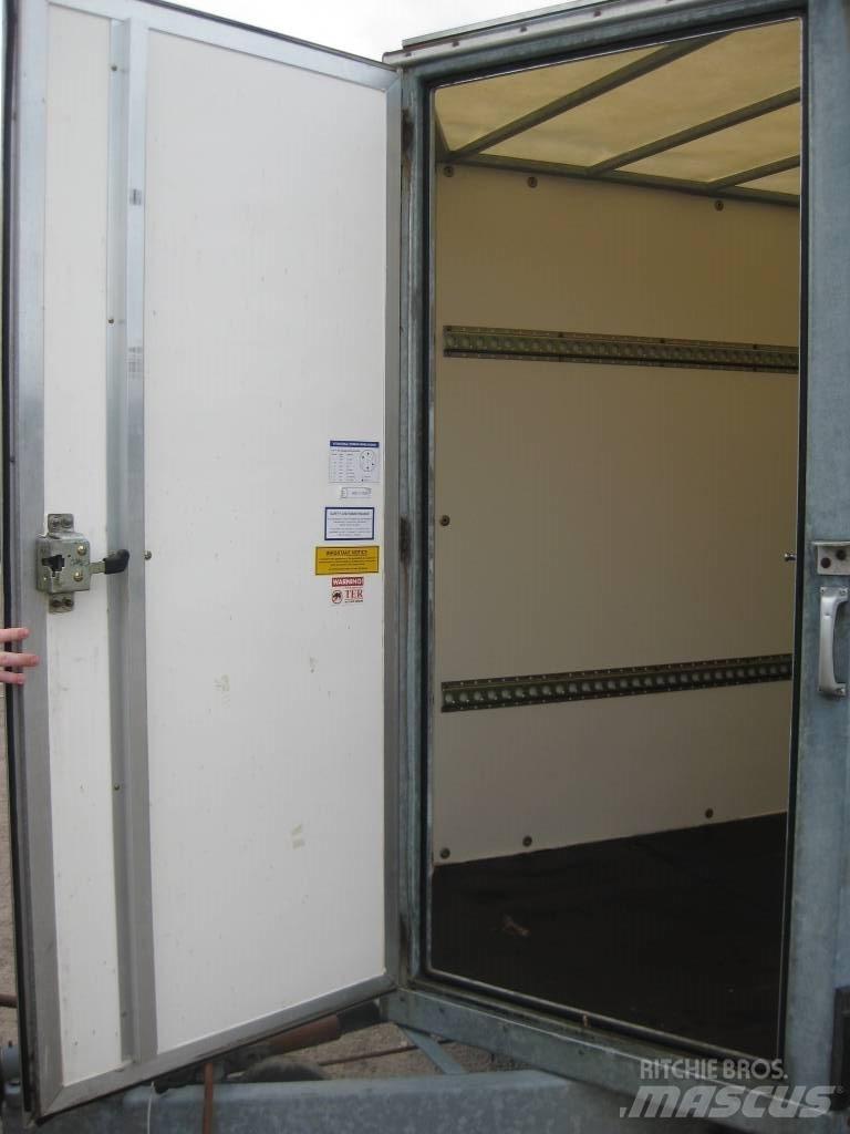 Ifor Williams BV105 Reboques de caixa fechada