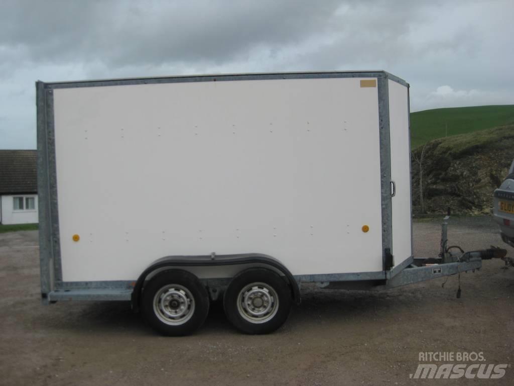 Ifor Williams BV105 Reboques de caixa fechada