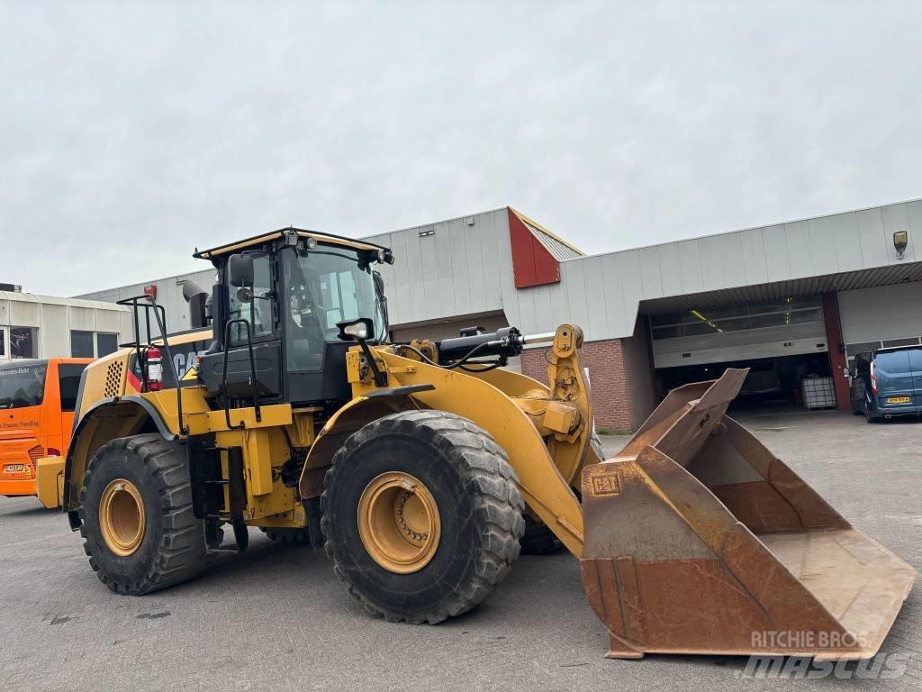 CAT 966 K Carregadeiras de rodas