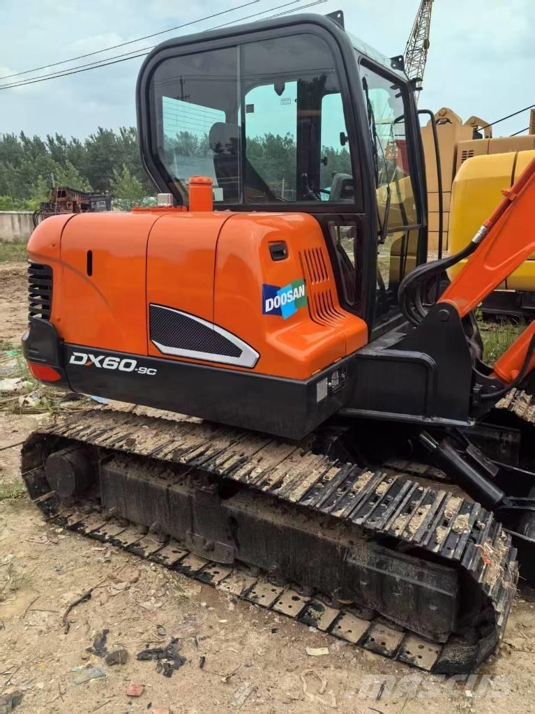 Doosan DX 60 Escavadeiras de esteiras