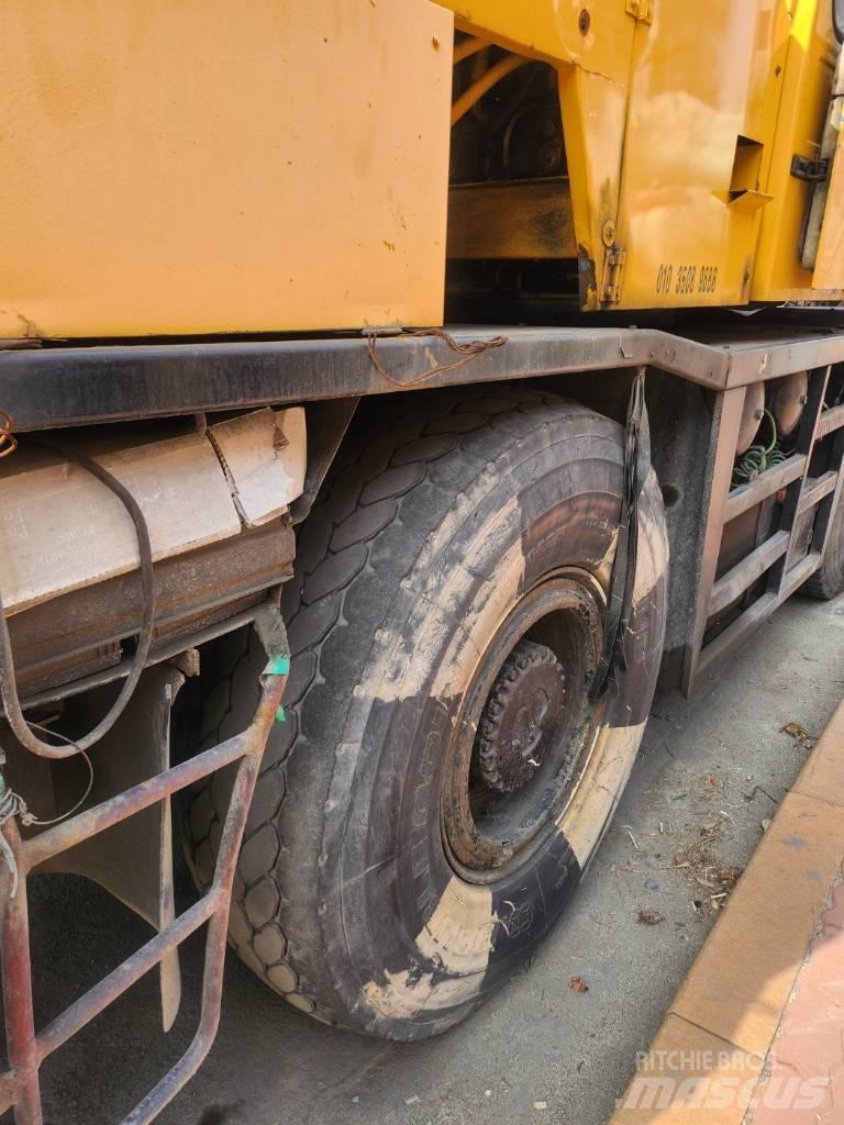 Kato SR 250 Gruas Fora-de-estrada