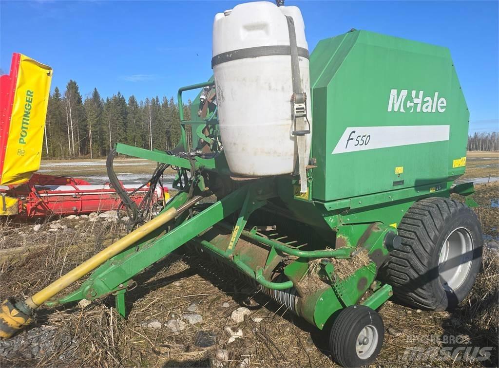 McHale F550 Enfardadeira de rolos