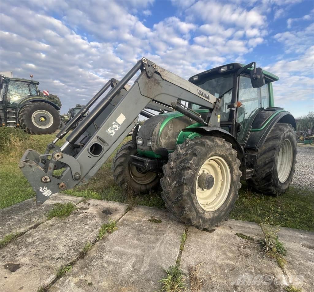 Valtra N 141 H Tratores Agrícolas usados