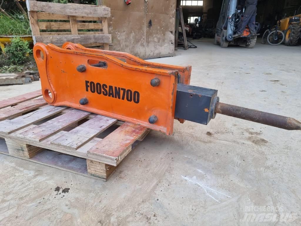  Foosan 700 Martelos de quebragem