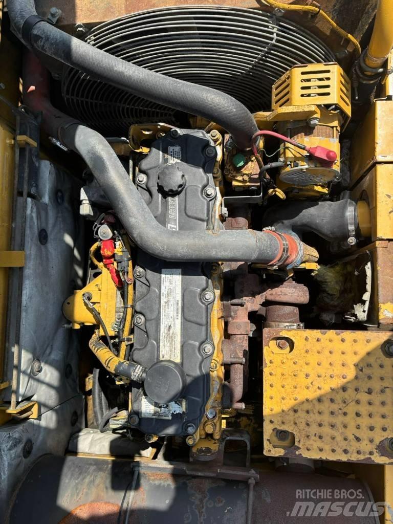 CAT 325 D L Escavadeiras de esteiras