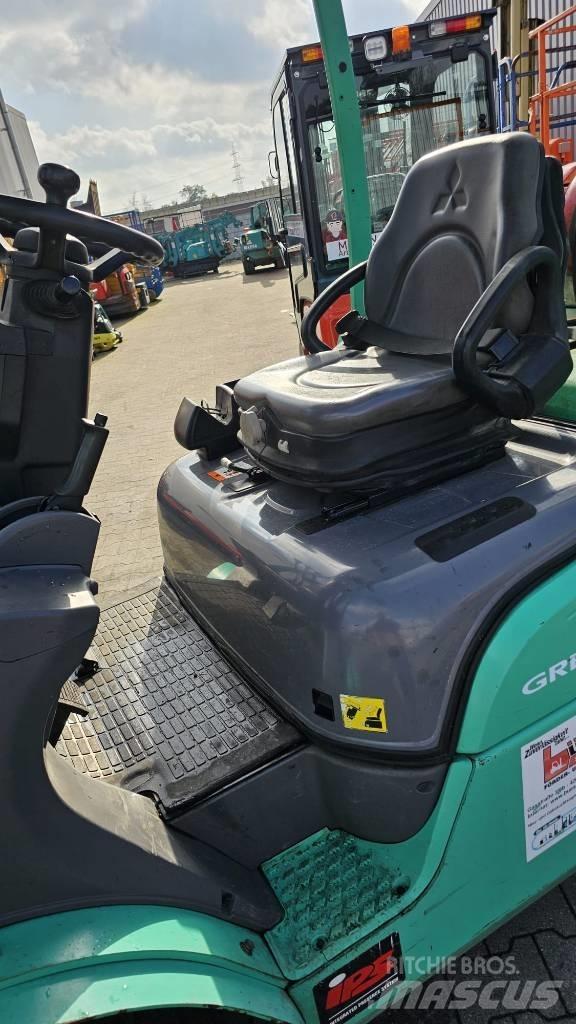 Mitsubishi FG 35 N Empilhadores a gás