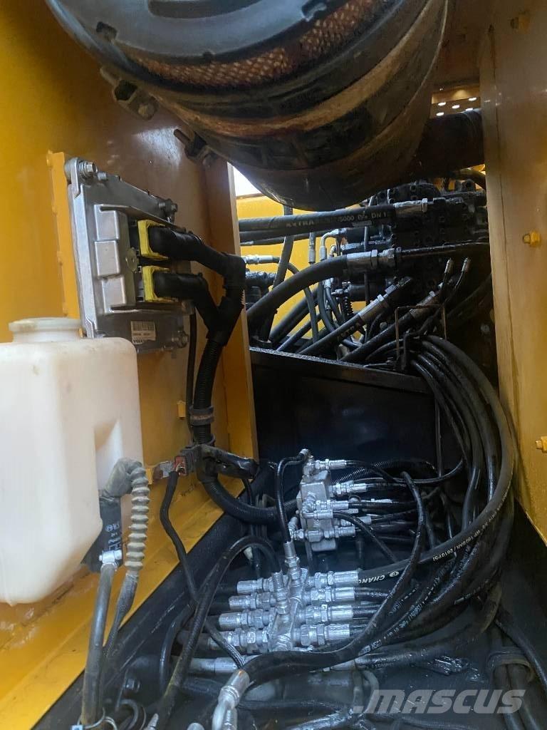 Volvo EC 210 B LC Escavadeiras de esteiras