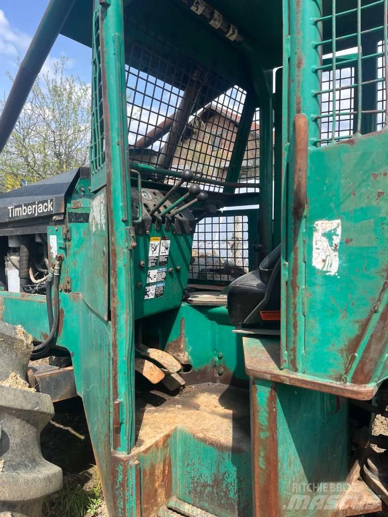 Timberjack 240A Rechegadores
