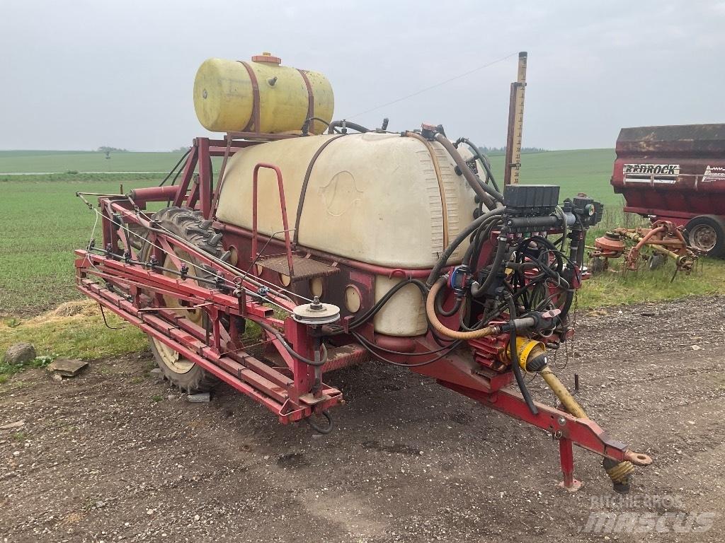 Hardi 2400 Pulverizadores rebocados