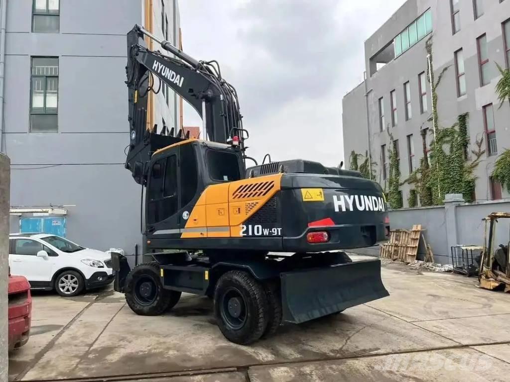 Hyundai R210W-9T Escavadoras de rodas