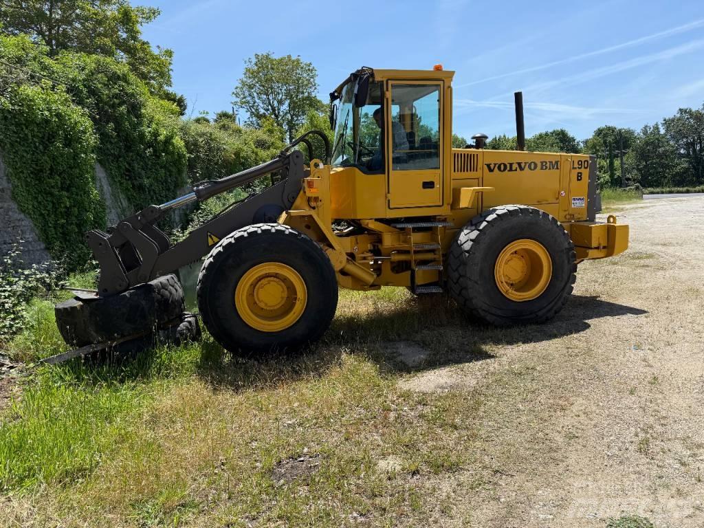 Volvo L90B Carregadeiras de rodas