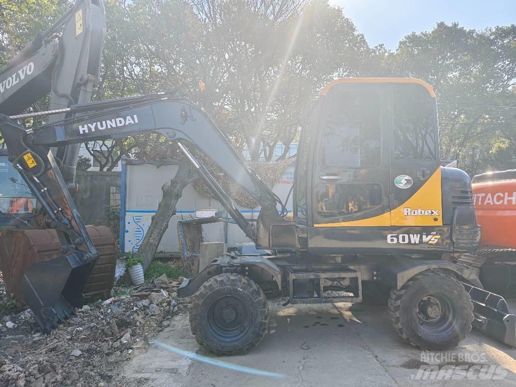 Hyundai R60W Escavadoras de rodas
