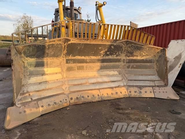 Komatsu D 155 A-3 Dozers - Tratores rastos