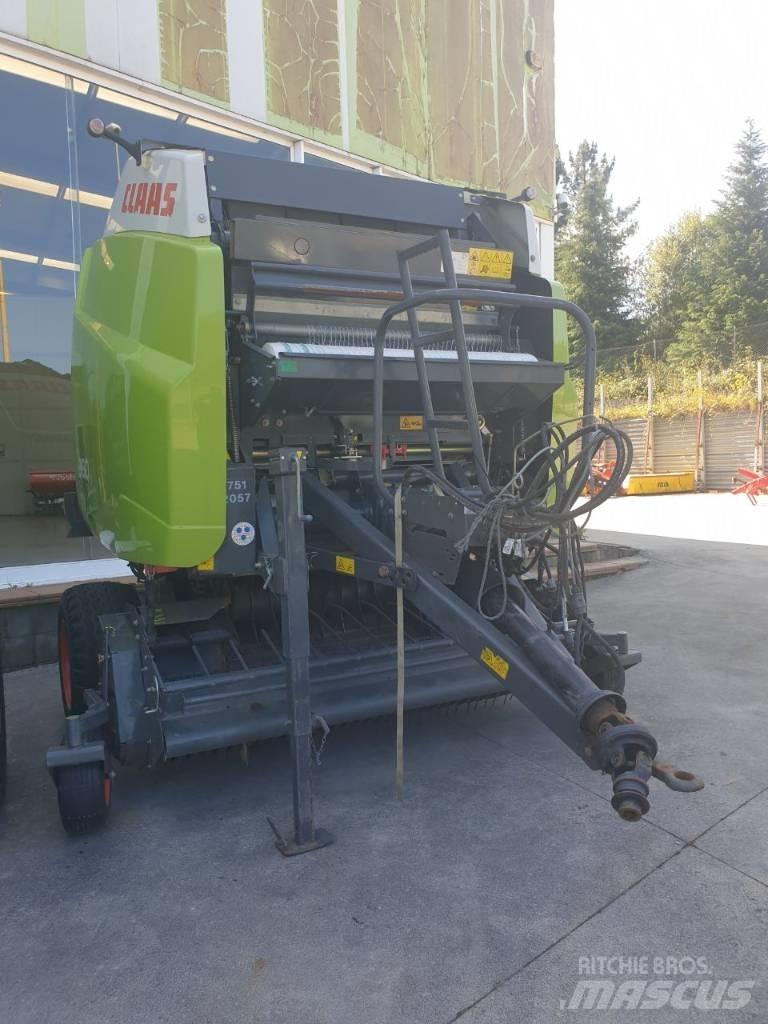 CLAAS Variant 360 Enfardadeira de rolos
