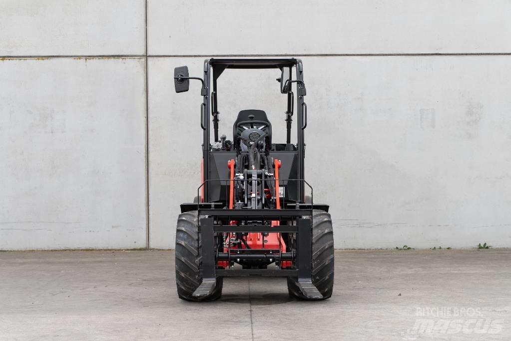 Manitou MLA 3-25HC Mini carregadoras
