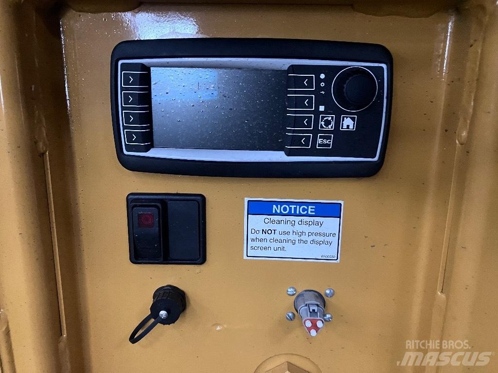 Haybuster H1135 Cortadores, moinhos e desenroladores de fardos