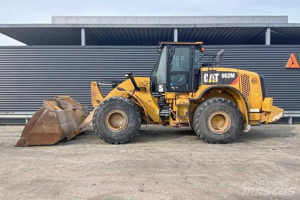 CAT 962M Carregadeiras de rodas