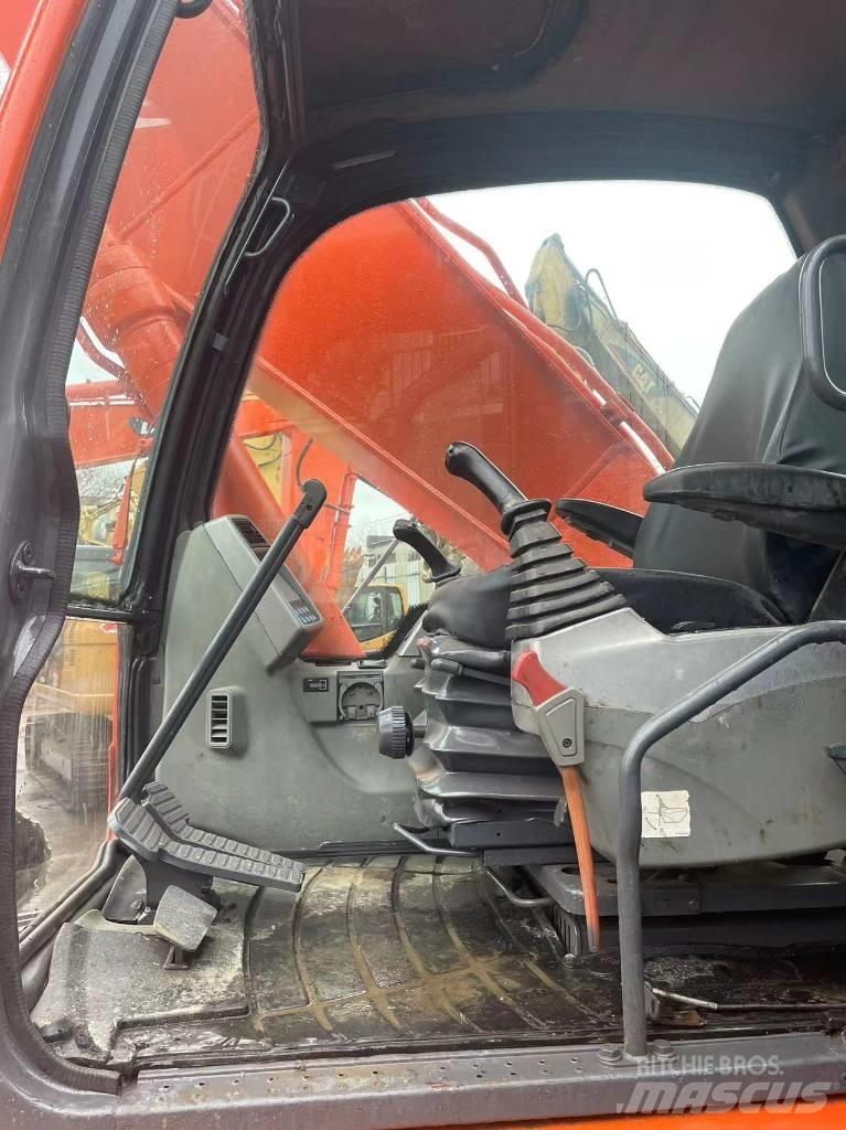 Doosan DX 225 Escavadeiras de esteiras