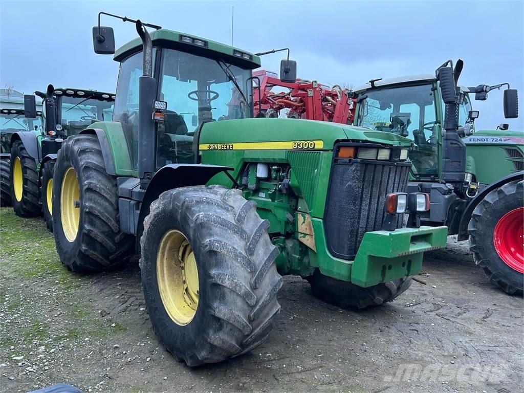 John Deere 8100 Tratores Agrícolas usados