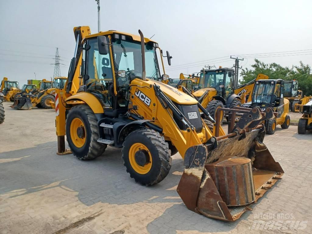 JCB 3CX PLUS AEC Retroescavadeiras