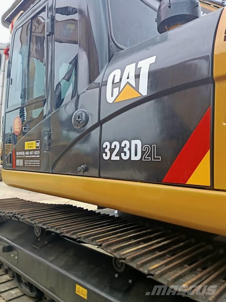 CAT 323 D L Escavadeiras de esteiras