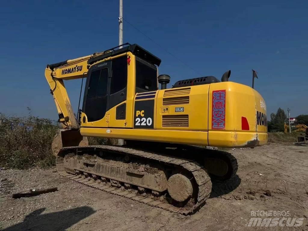 Komatsu PC 220-8 Escavadeiras de esteiras
