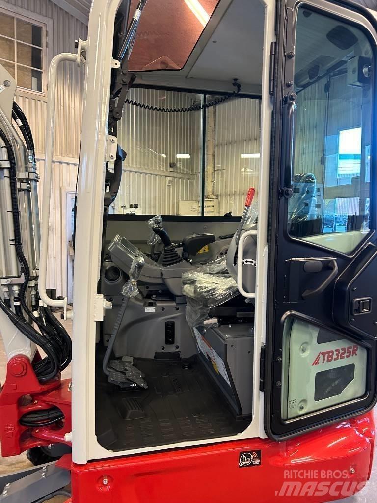 Takeuchi TB325 Miniescavadeiras