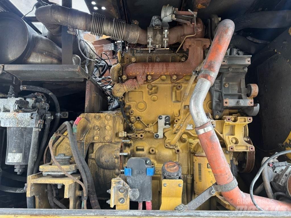 CAT M316 F Escavadoras especiais