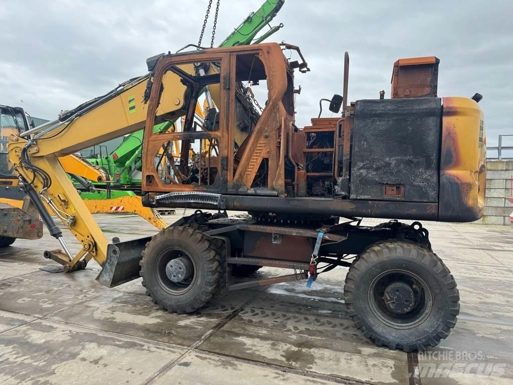 CAT M316 F Escavadoras especiais