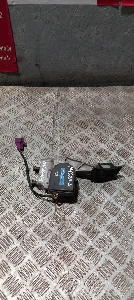 MAN TGA  81259706094 Cabines e interior