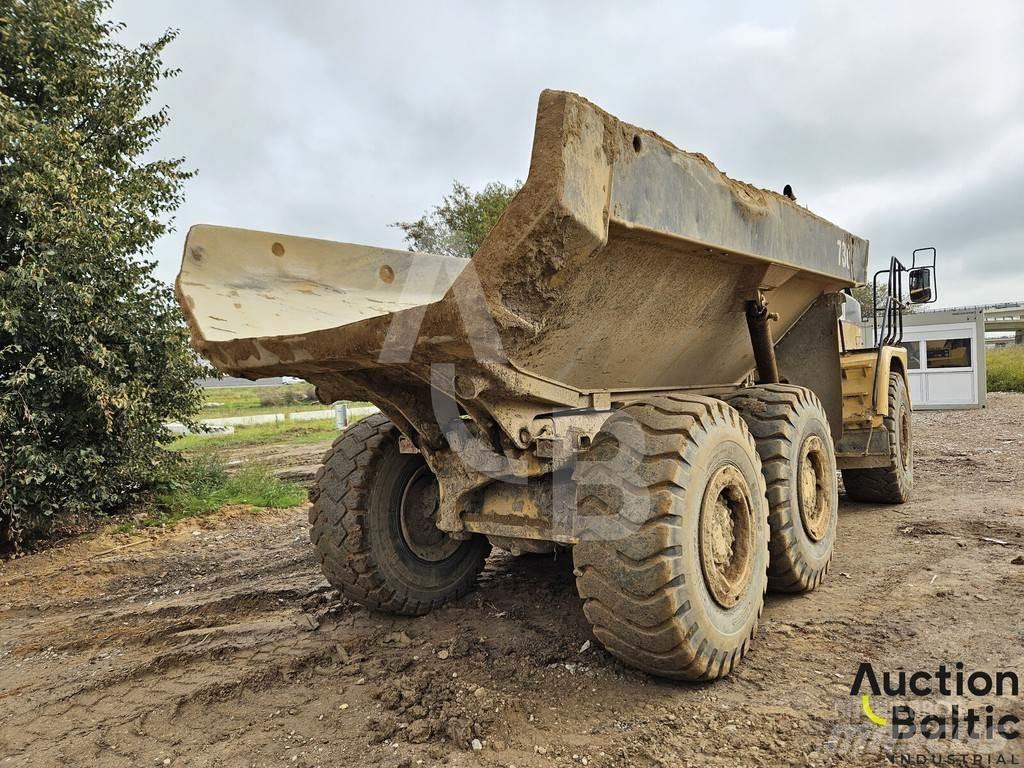 CAT 730 Caminhões articulados