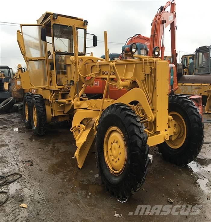 Komatsu GD 661 Motoniveladoras
