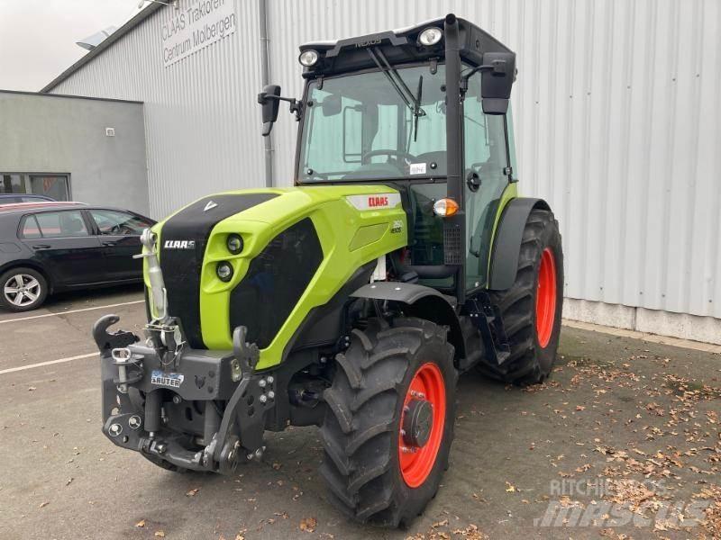 CLAAS NEXOS 260 L Tratores Agrícolas usados