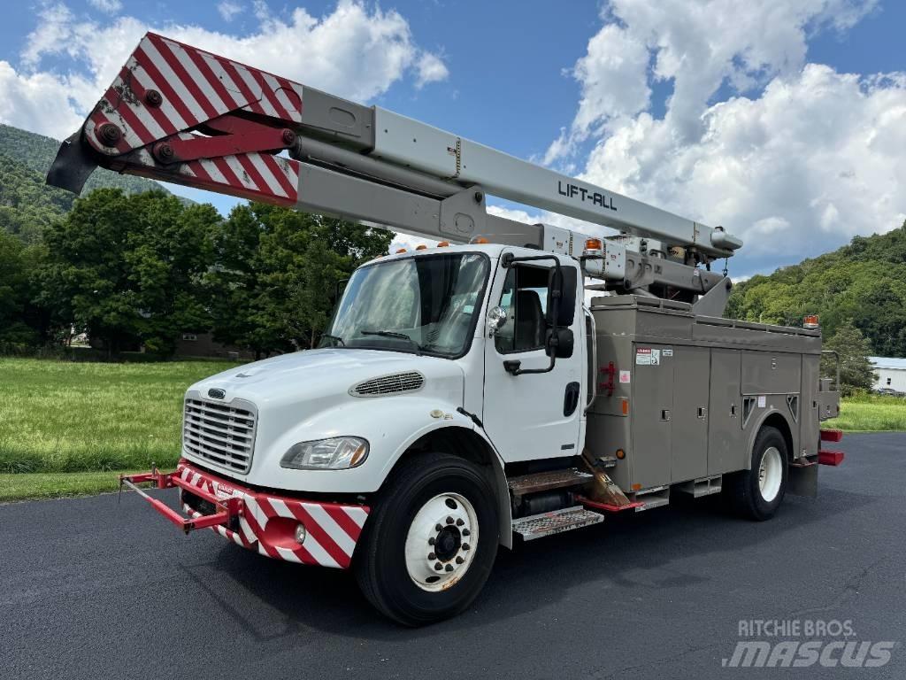 Freightliner M2 Plataformas aéreas montadas em camião
