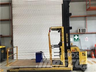 Hyster R30XMF3 Preparadoras de encomendas de alta elevação