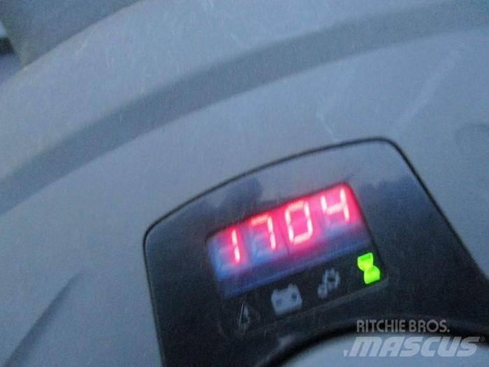Toyota LPE 250 Porta-paletes com plataforma