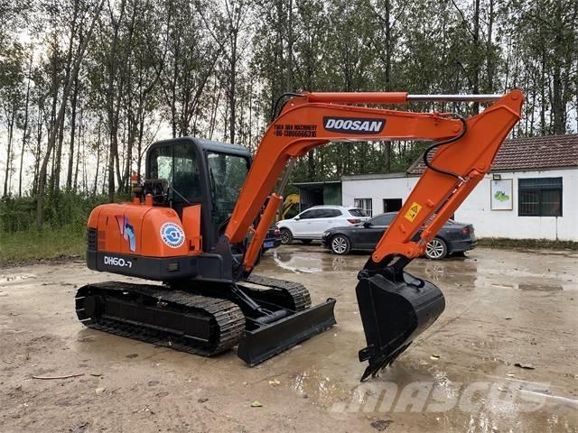 Doosan DH60-7 Miniescavadeiras
