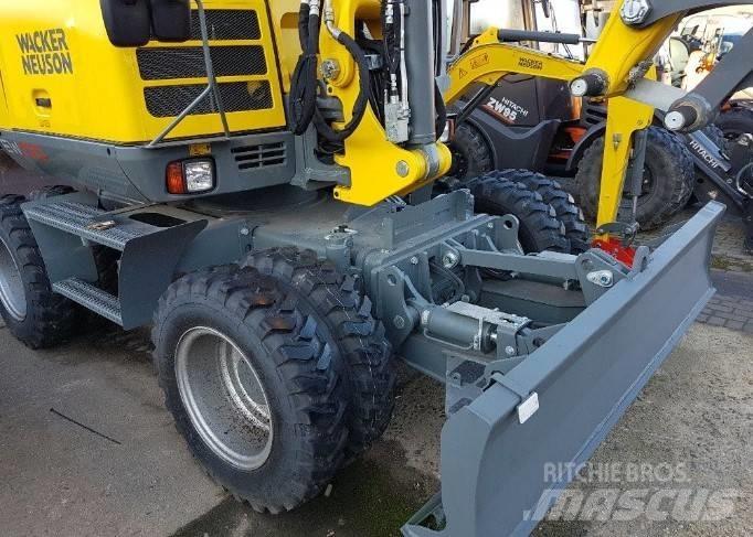 Neuson EW100 Miniescavadeiras