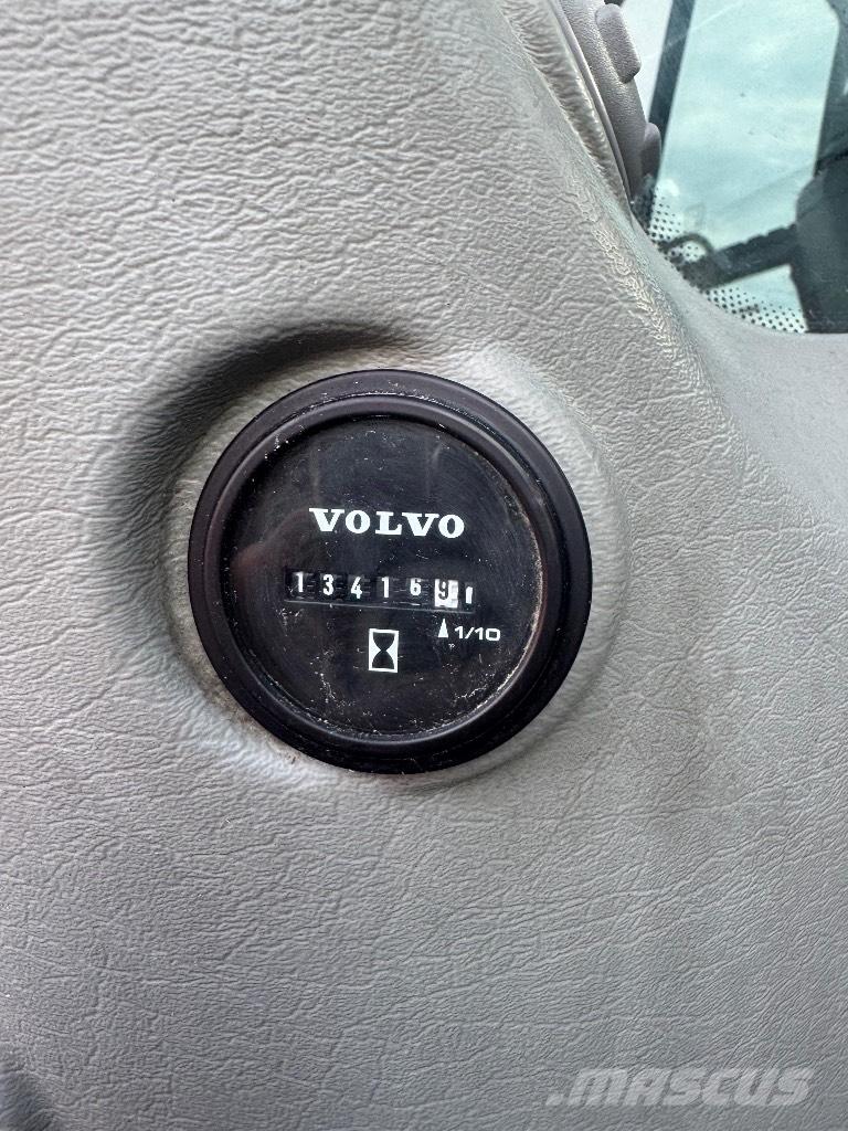 Volvo EC 250 EL Escavadeiras de esteiras