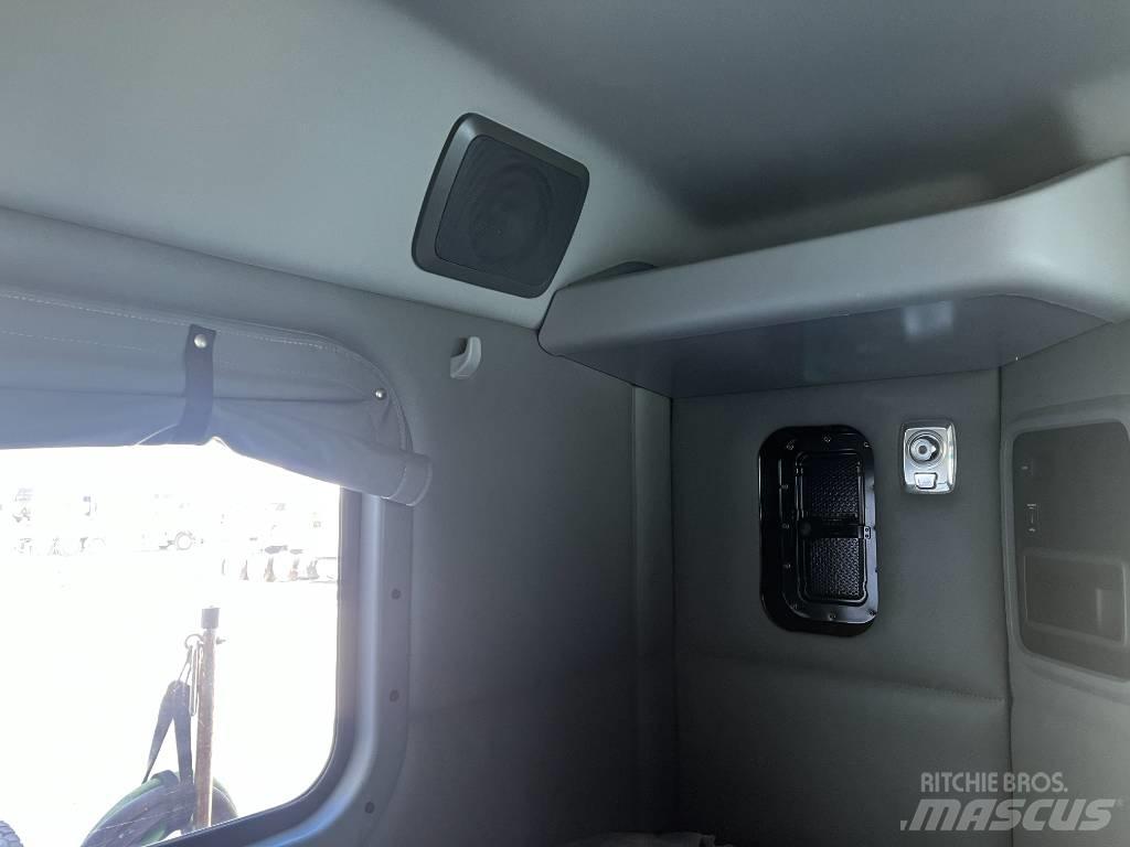 Kenworth W 990 Cavalos Mecânicos