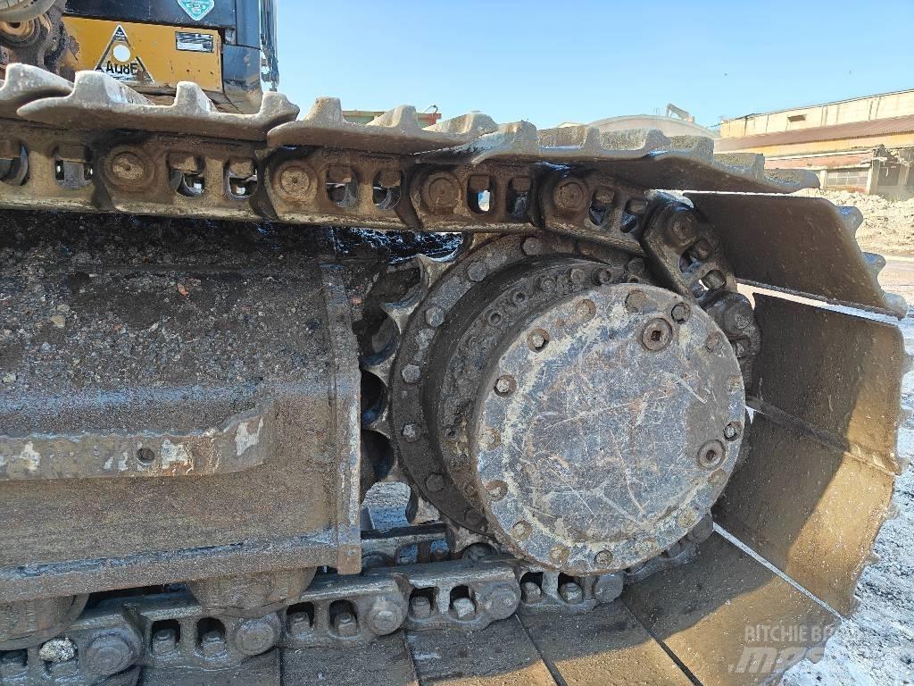 CAT 320F Escavadeiras de esteiras