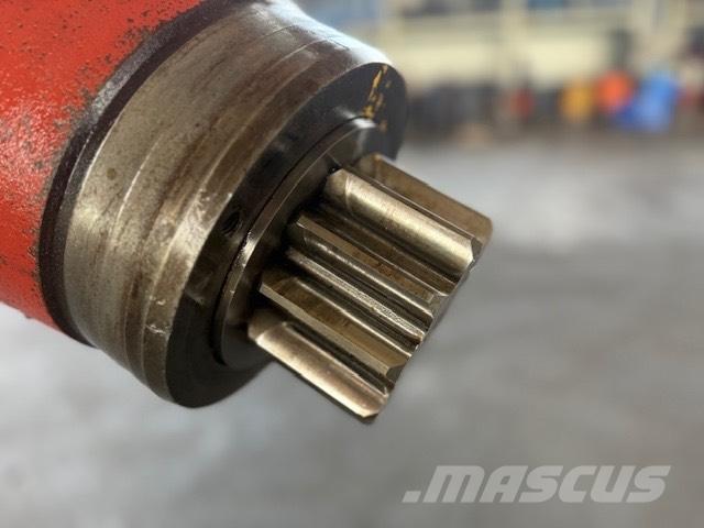 Liebherr sat 225 Transmissăo