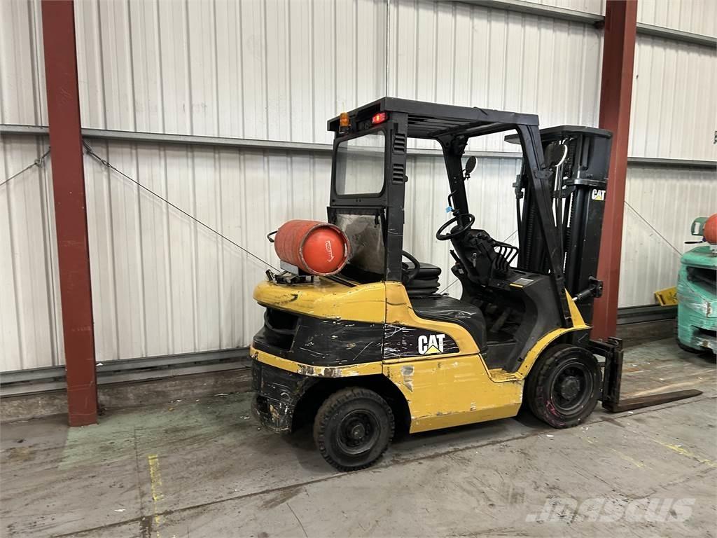 CAT GP25NT Empilhadores a gás