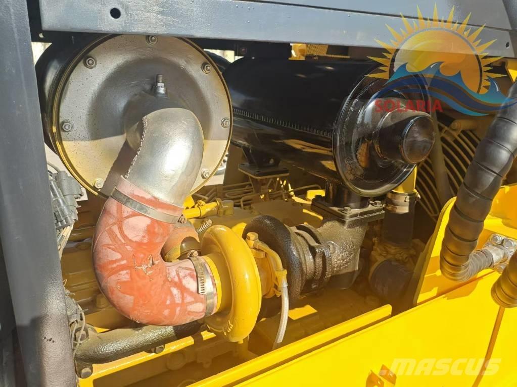 Shantui SD 13 Dozers - Tratores rastos