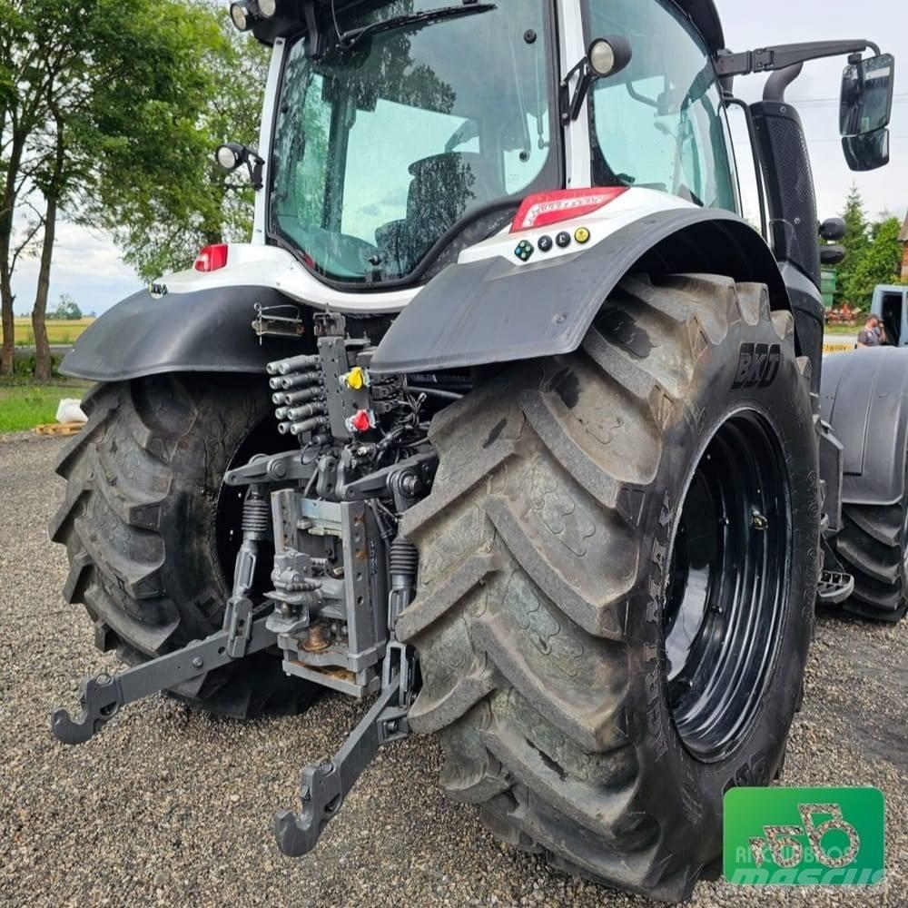 Valtra N174 Tratores Agrícolas usados