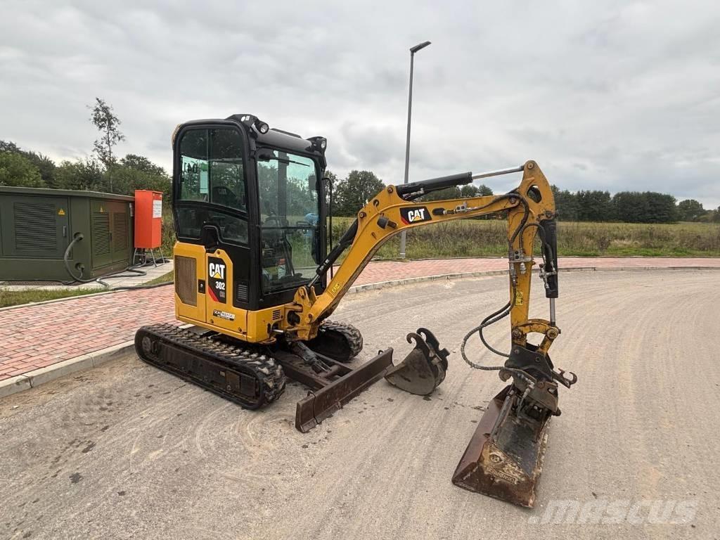 CAT 302 CR Miniescavadeiras