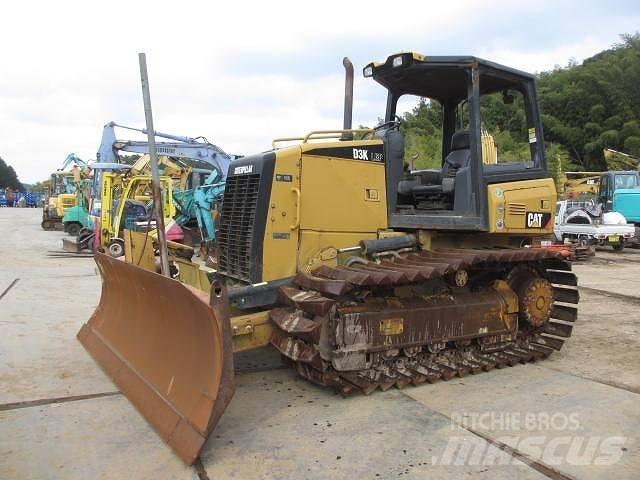 CAT D3KLGP Dozers - Tratores rastos